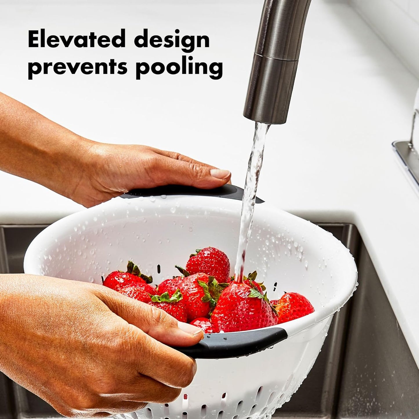 OXO Good Grips 3 QT Plastic Colander - Durable Kitchen Strainer for Effortless Food Preparation
