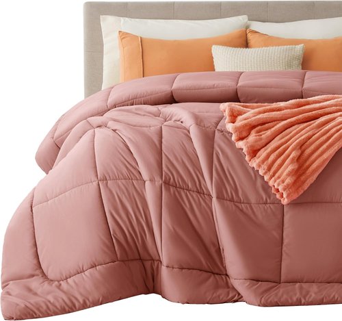 Bedsure Comforter Duvet Insert - All-Season Twin XL Quilted Bedding, GentleSoft Down Alternative, Dusty Pink 92 x 68 Inches