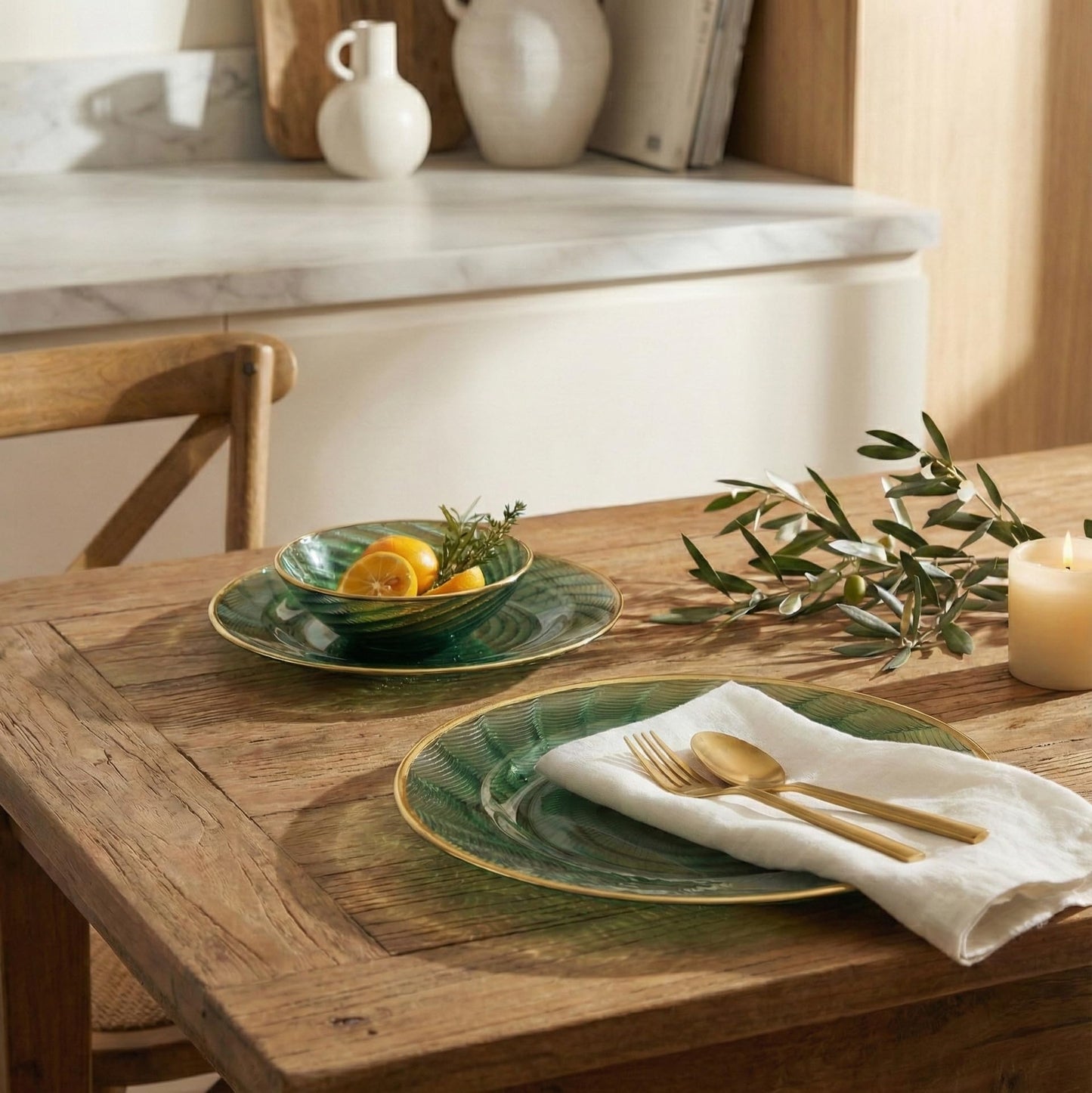 Lillian Tablesettings 32-Piece Tinted Green Plastic Plates Set, 16×10" Dinner & 16×7" Salad Plates, Heavyweight Disposable Plates with Gold Rim, Elegant Swirl Design Dinnerware