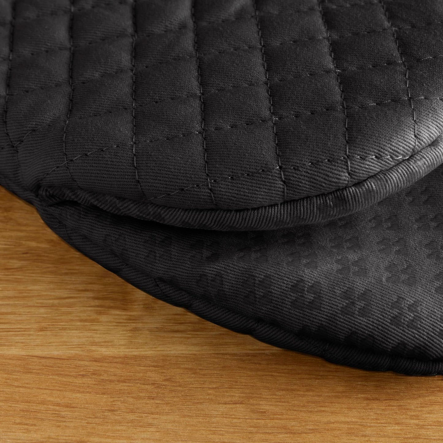 KitchenAid Asteroid Mini Oven Mitt Set, 5.5"x8", Black, 2 Piece