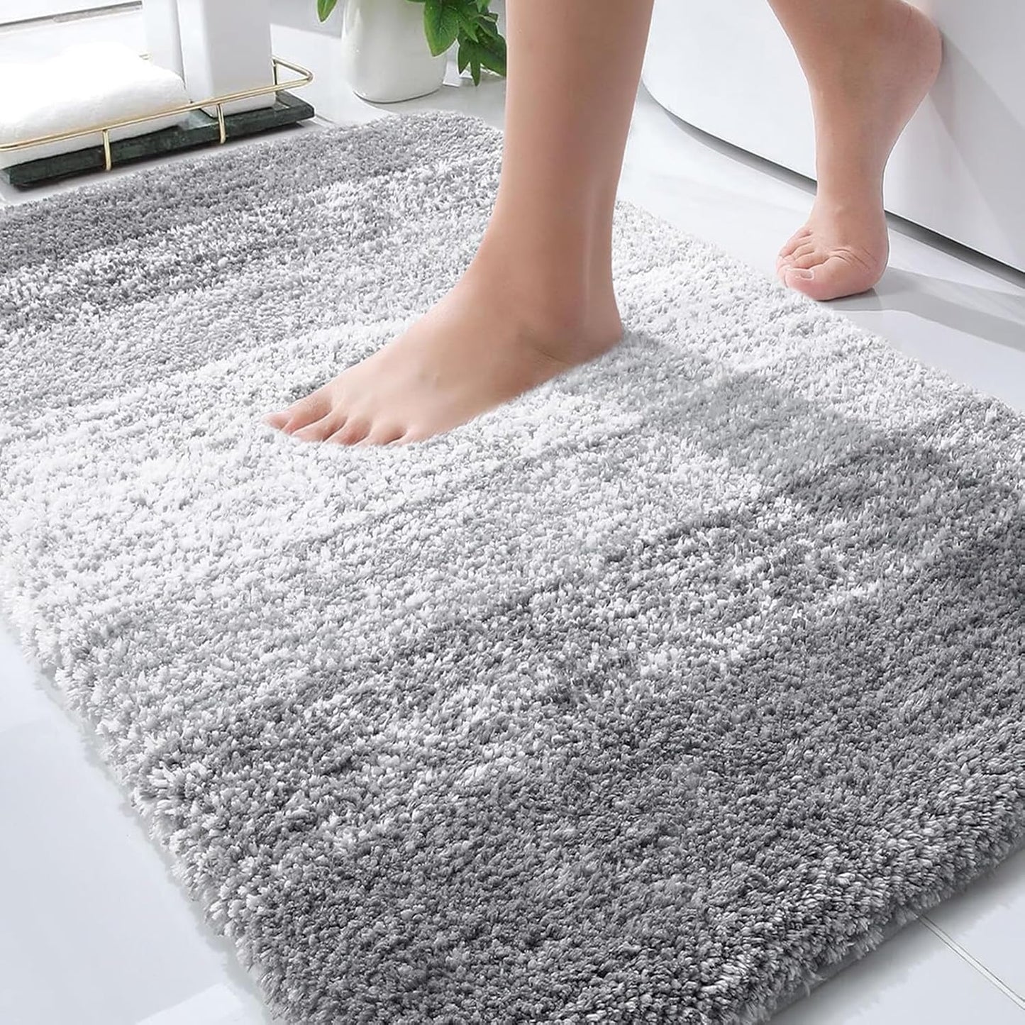 OLANLY Bathroom Rugs - Extra Soft Microfiber Mat | Quick-Dry, Machine Washable, 36x24, Light Grey