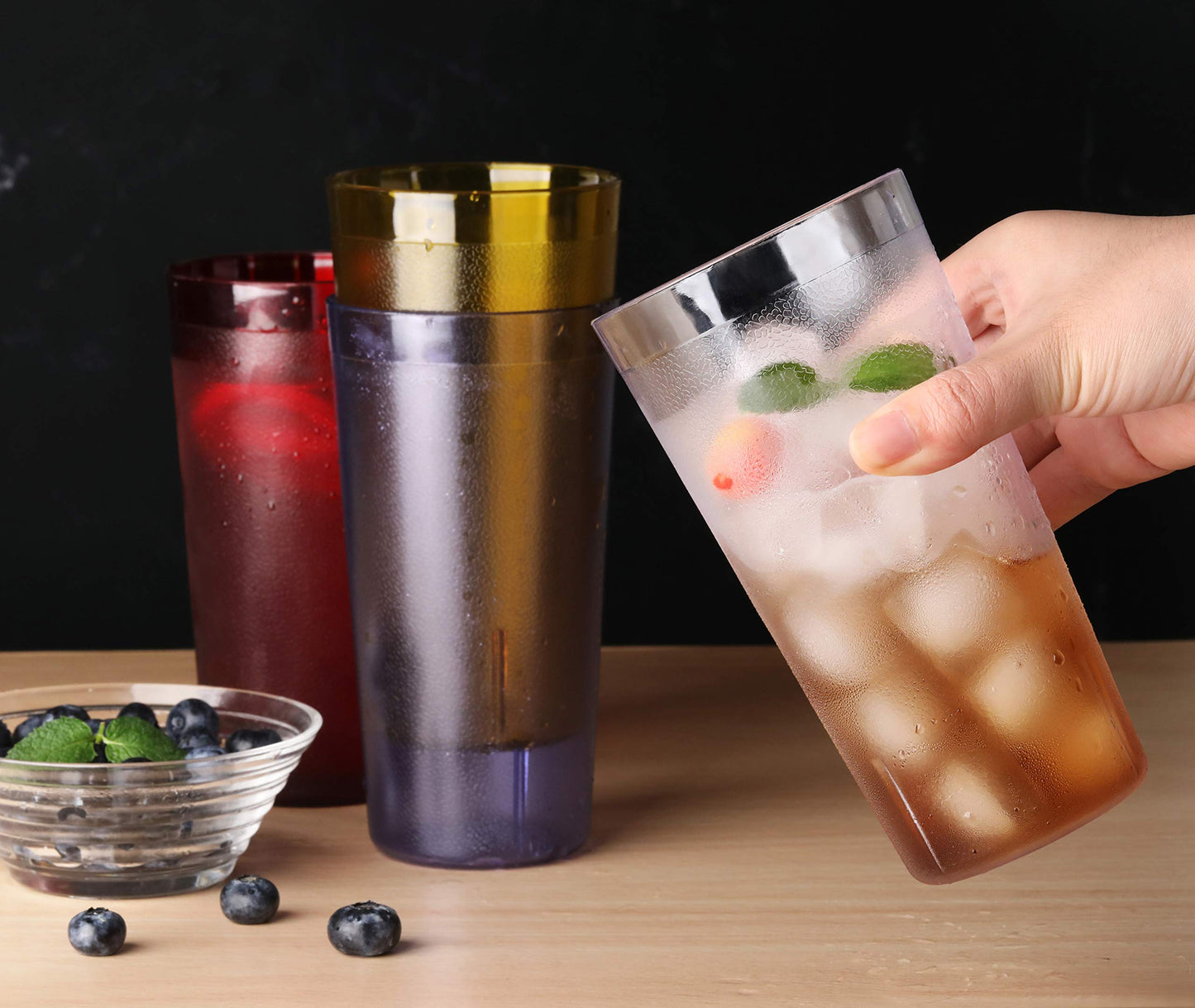 New Star Foodservice Restaurant-Grade Polycarbonate Beverage Tumblers, 20 oz, Red, Set of 12