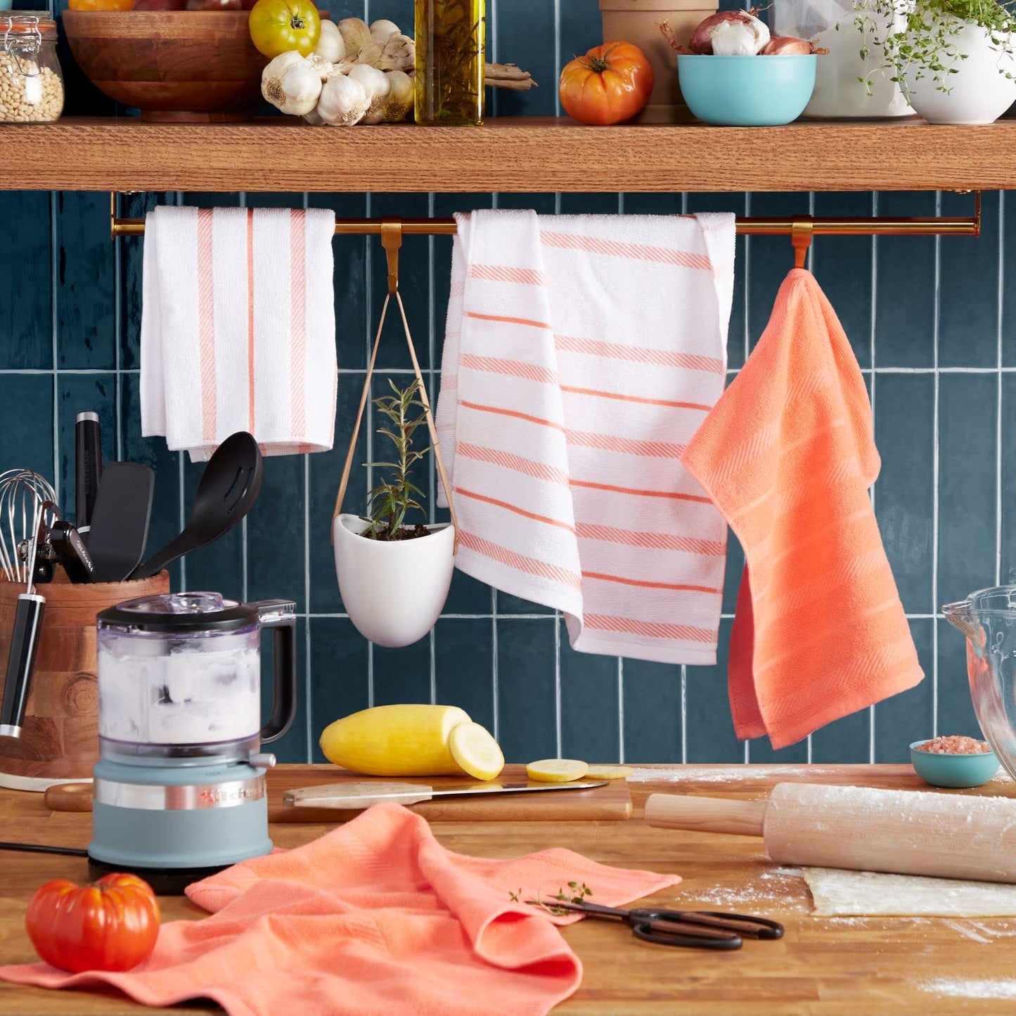 KitchenAid Albany Kitchen Towel 4-Pack Set, Bird of Paradise/White, 16"x26"