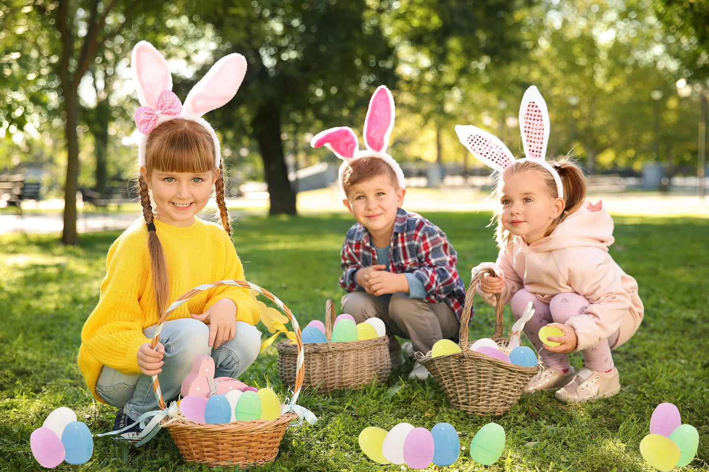 The Dreidel Company Fillable Easter Eggs 100-Pack, Pastel Colorful Bright Plastic Easter Eggs with Hinge, Perfect for Easter Egg Hunt, Surprise Egg, Easter Hunt,2.25" Fillable Eggs