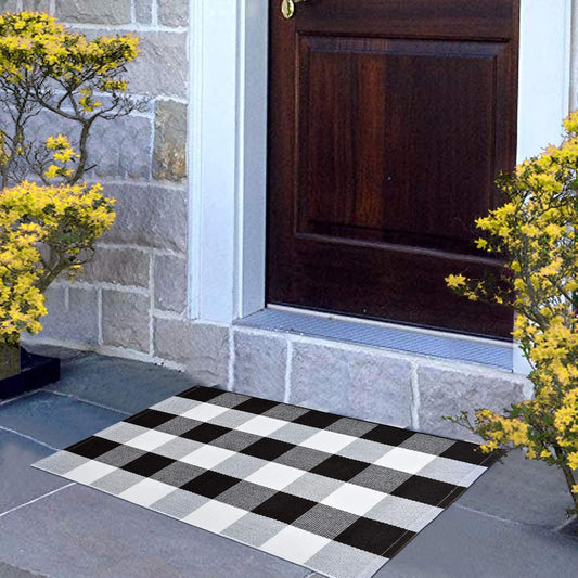 Buffalo Check Rug 2x3 - Black & White Plaid Washable Cotton Doormat for Kitchen & Porch
