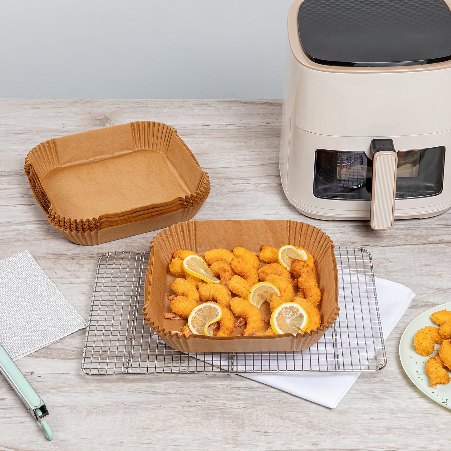 Restaurantware-Pastry Tek 8.1 x 8.1 x 1.8 Inch Air Fryer Liners, 100 Square Air Fryer Baskets - No-Stick Silicone Coating, Unbleached, Food-Grade Paper Liners, For Steamer, Microwave, Oven, Fry Pan
