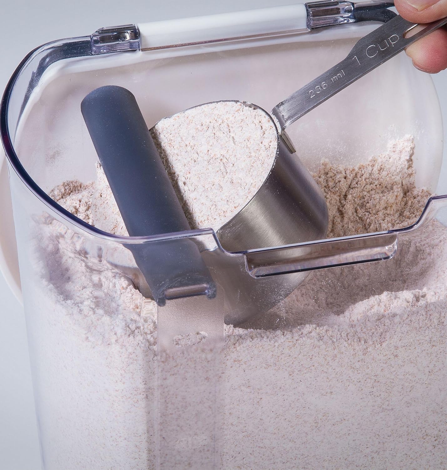 ProKeeper Flour Storage Container - 4-Quart, BPA-Free Plastic, Dishwasher Safe for Freshness