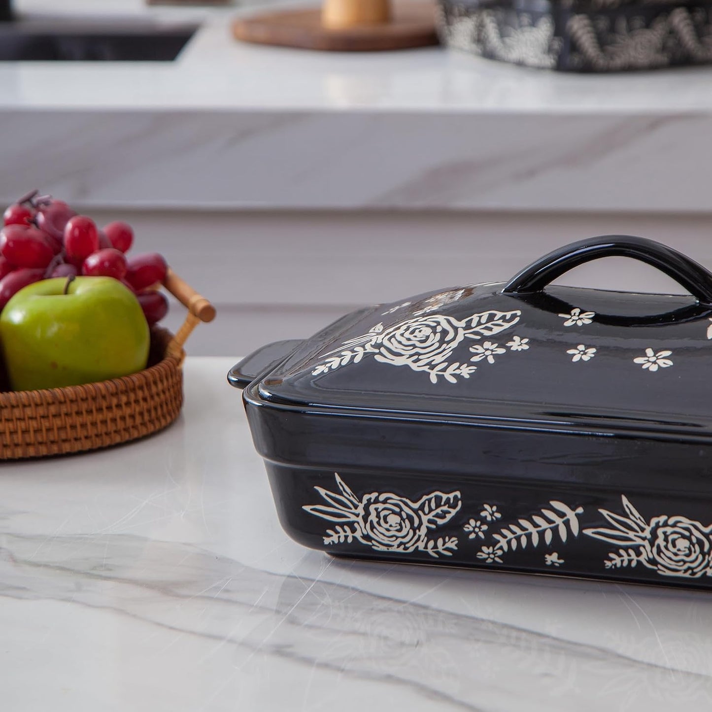 Wisenvoy Casserole Dish - Oven-Safe Ceramic Baking Dish With Lid | Perfect for Family Meals