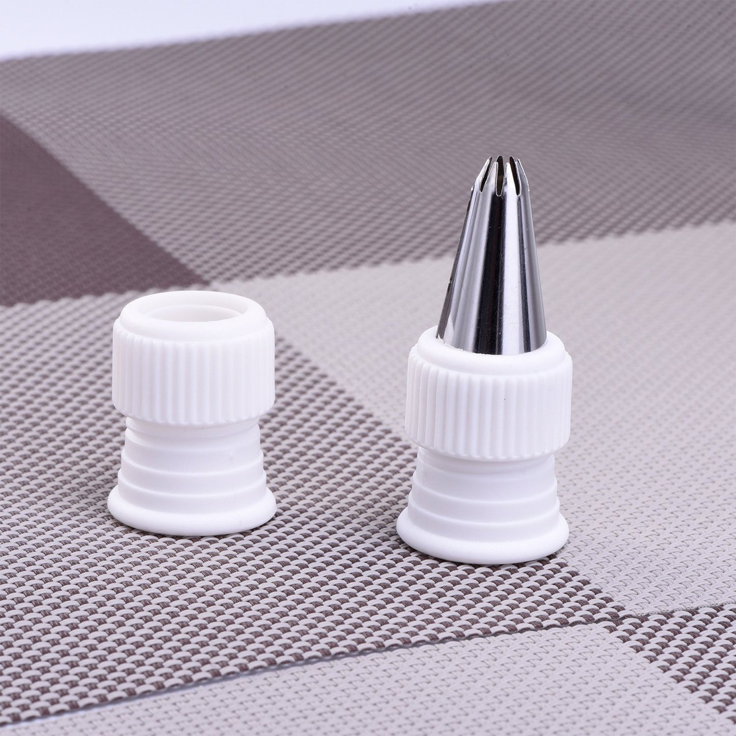Shappy 12 Pieces Coupler Piping Bag Plastic Standard Couplers Cake Decorating Pipe Tip for Frosting Icing Nozzles (1.2 x 1 Inch)