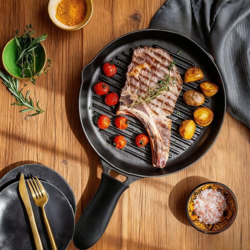 Bestac Silicone Hot Handle Holder - Dishwasher Safe Heat Protection (Up to 500°) for 9 Inches+ Cast Iron Skillets with Keyhole Handle (Black)