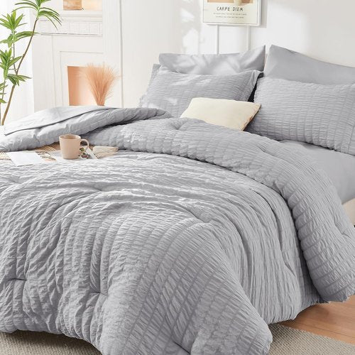 HYMOKEGE California King Comforter Set - 7-Piece Light Grey Seersucker Luxury Bedding Set