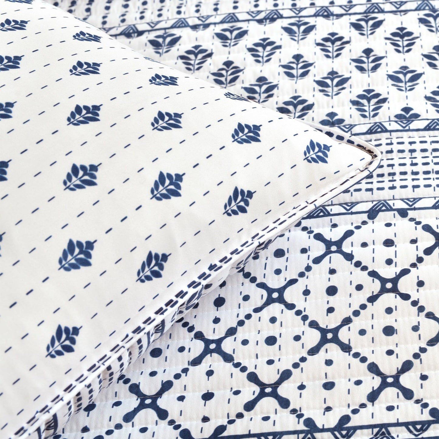 Lush Decor Monique Stripe Reversible Quilt Queen Size 3 Piece Set Full/Queen Navy & White - Striped Bedding Set Queen Quilt - Blue Quilts - Coastal Decor