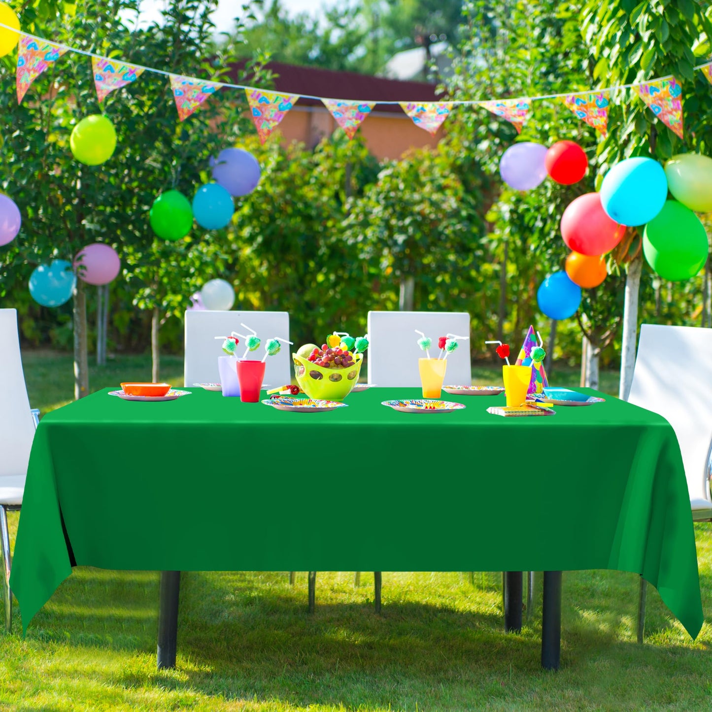 QZYL 2 Pack Green Plastic Tablecloths, 108 x 54 Inches Green Tablecloth for Rectangle Table, Rectangle Disposable Tablecloth Party Tablecover, Table Decor Party Supplies for Outdoor Indoor