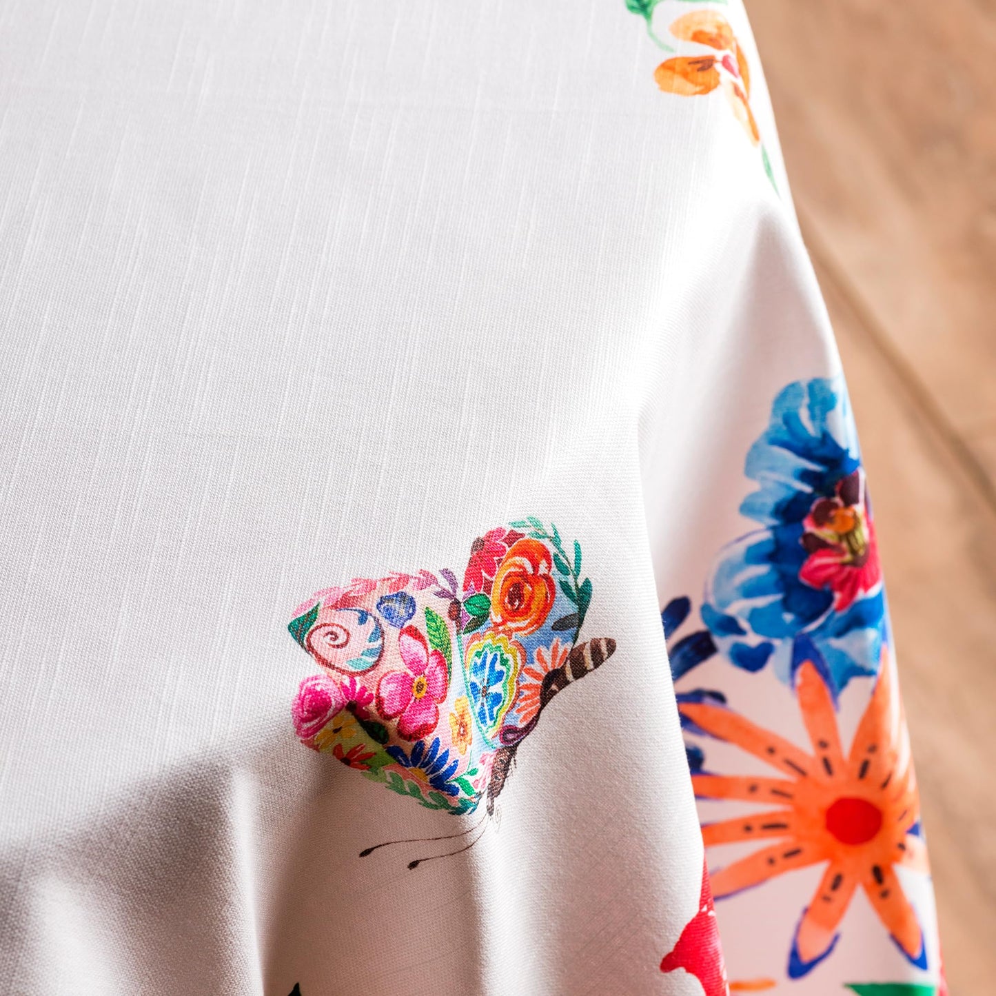 Maison d' Hermine Table Cloth Round Table 100% Cotton 63 Round Inches Tablecloth Reusable Decorative for Dining Kitchen Farmhouse Home Gifts for Mothers Day Spring Summer- Happy Florals -High Summer