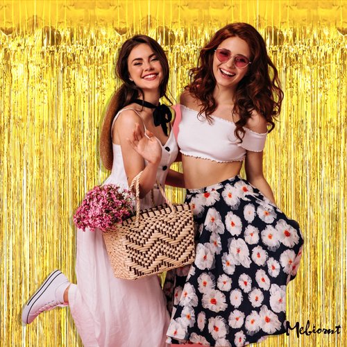 4 Pack Gold Fringe Curtain Backdrop, 3.2Ft x 6.6Ft Metallic Tinsel Foil Fringe Streamers Background for Photo Booth Birthday Wedding Baby Shower Carnival Easter Mother’s Day Party Decorations