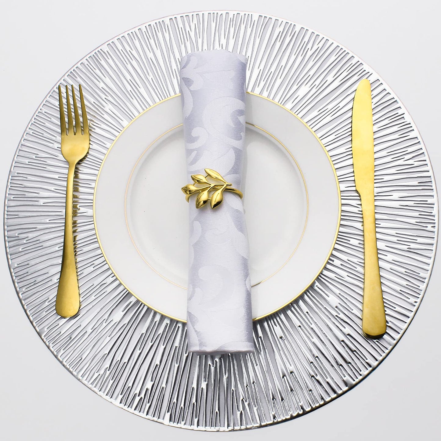 Evevda Placemats for Dining Table Set of 6 Round Hollow Out Table Mats Pressed Metallic Vinyl Plastic Place Mats Table Decoration for Holiday Wedding Accent Centerpiece(Silver Radial Circle)