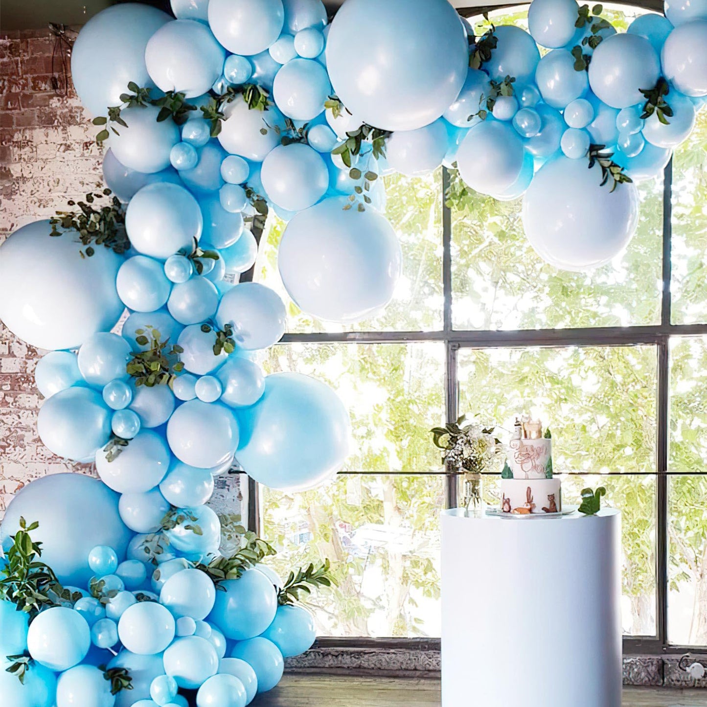 PartyWoo Light Blue Balloons 100pcs 5 Inch Small Mini Baby Pastel Sky Aqua Blue Balloons for Graduation Baby Shower Gender Reveal Weddings Anniversary Birthday Bachelorette Party Decorations Blue-Y4