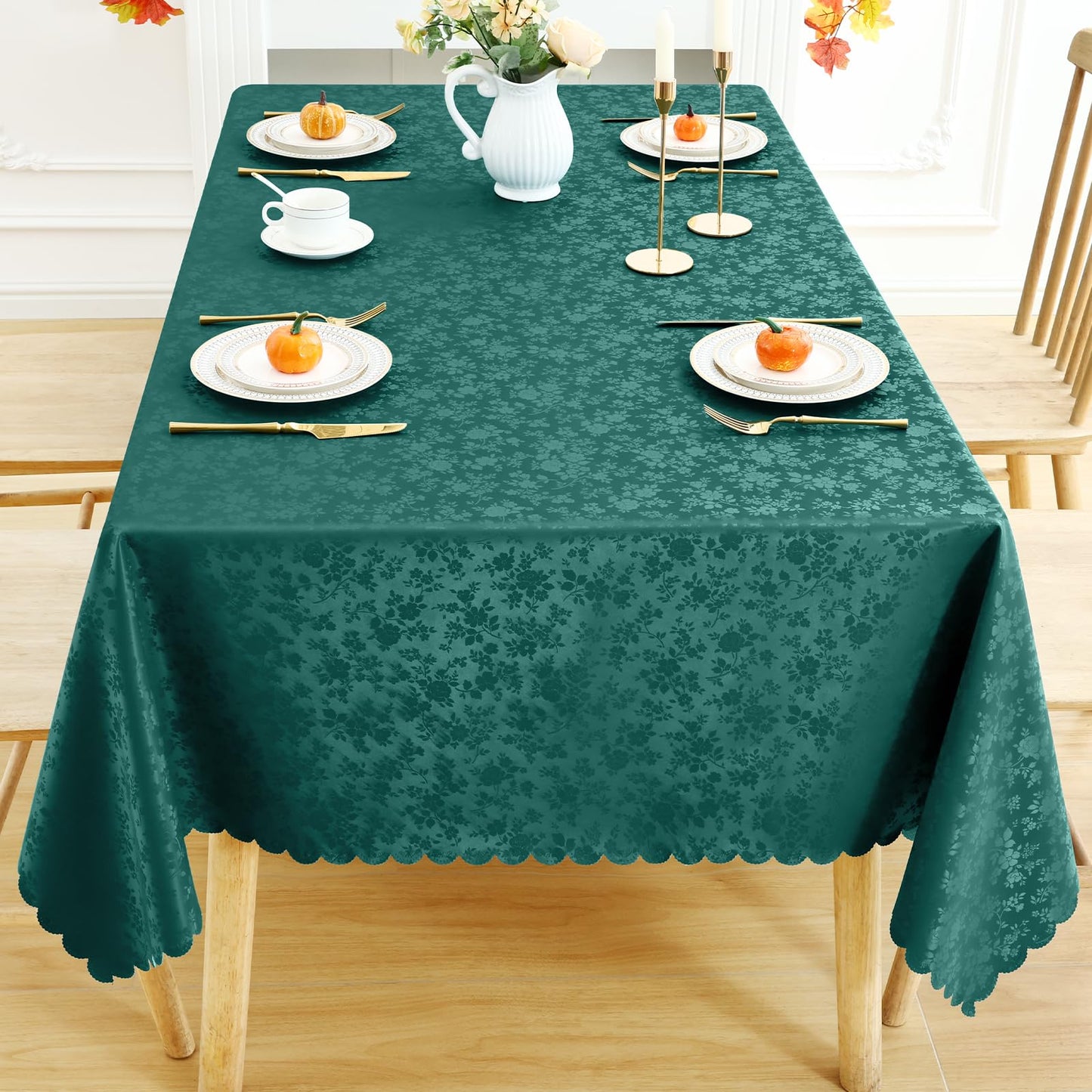 Smiry Rectangle Table Cloth, Waterproof Heavy Duty Vinyl Tablecloths, Wipeable Washable Table Cover for Kitchen and Dining Room (Green, 52" X 70")