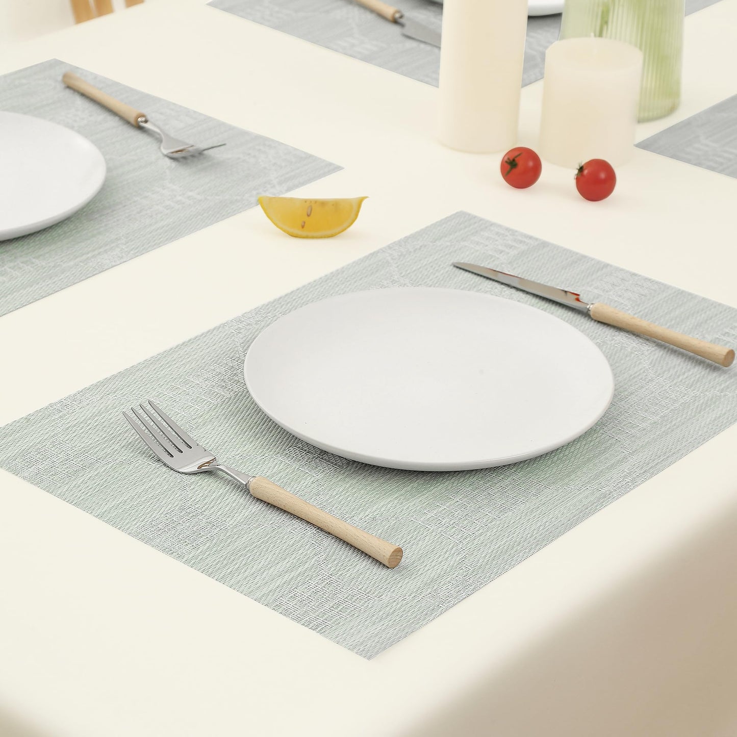 Leetaltree Mint Cream Placemats Set of 8 - Heat Resistant Non-Slip Place mats for Dining Table, Washable Durable PVC Vinyl Woven Table Mats（Mint Cream, 8）