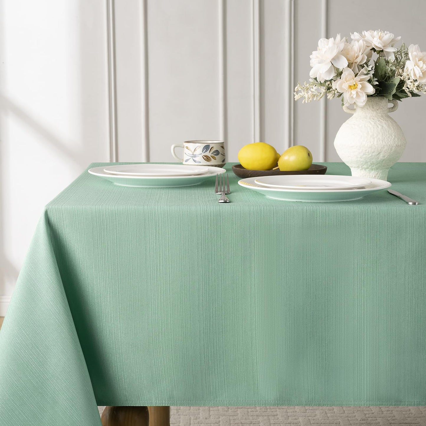 Softalker Sage Green Jacquard Rectangle Tablecloth 60 x 84 Inch - Waterproof & Wrinkle Free Textured Heavy Weight Fabric Cover for Kitchen, Dining, Parties, Outdoor Picnic, Easter Spring Holiday Decor