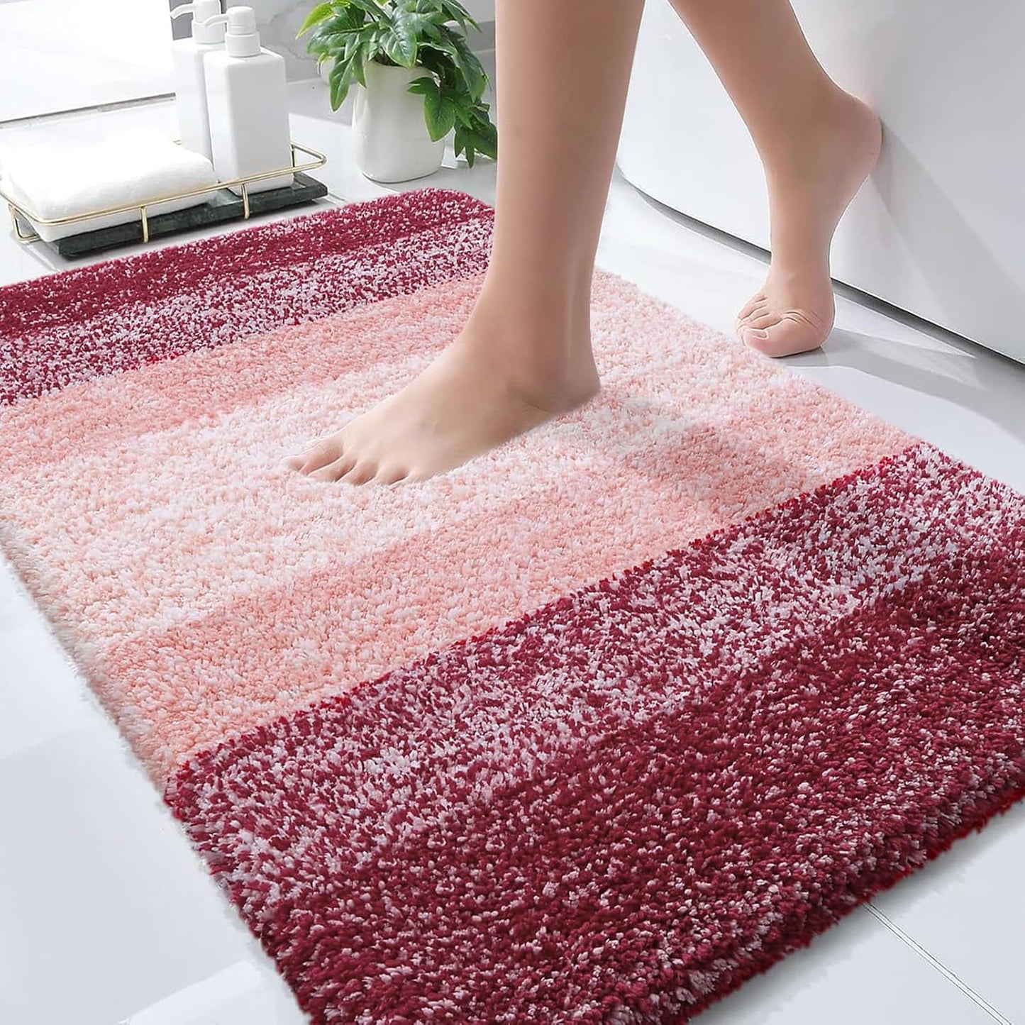OLANLY Bathroom Rugs Mat - Extra Soft Microfiber Bath Rug with Rubber Backing | 36x24, Quick Dry, Red
