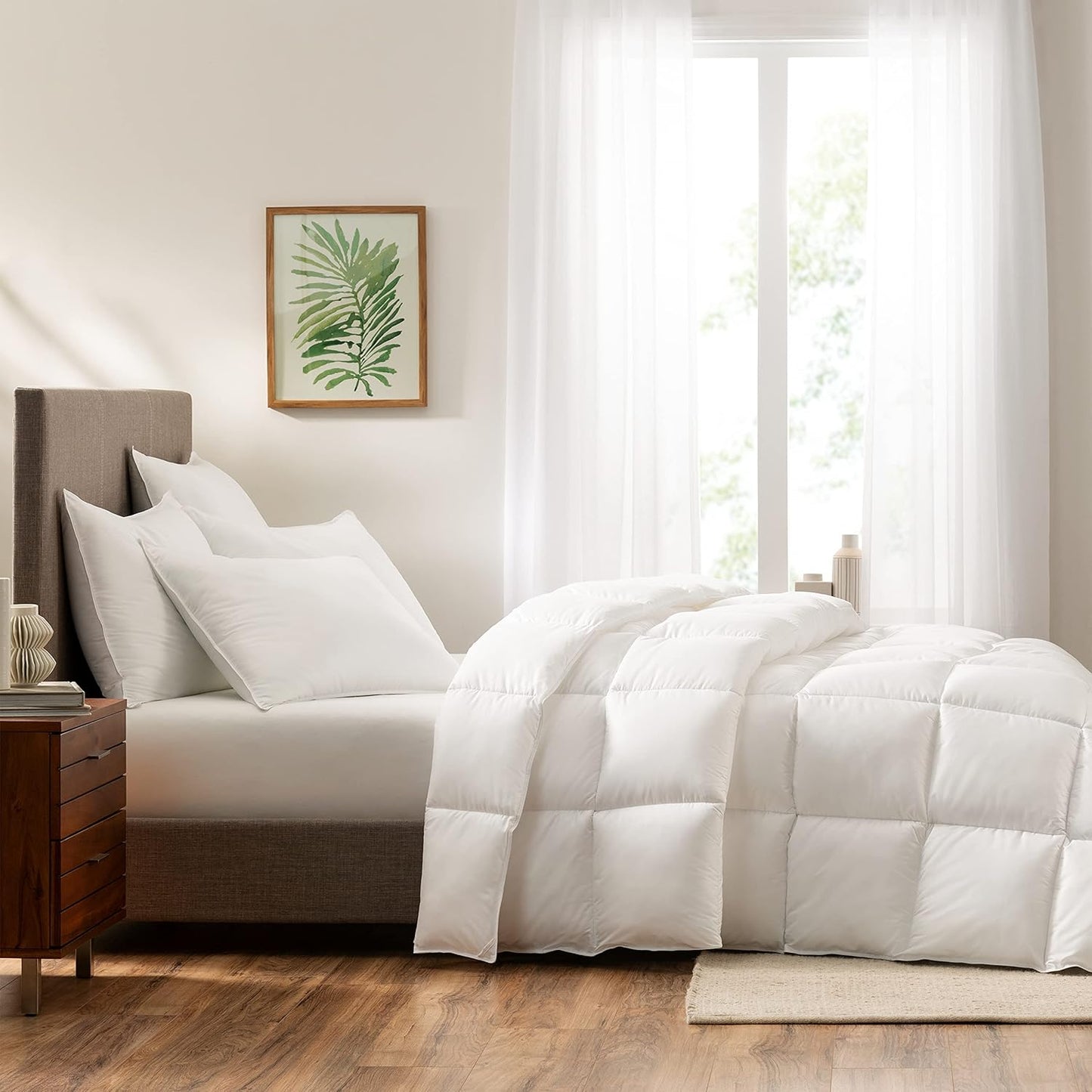 SERTA Down Illusion Comforter - Hypoallergenic Down Alternative | Full/Queen Size, White
