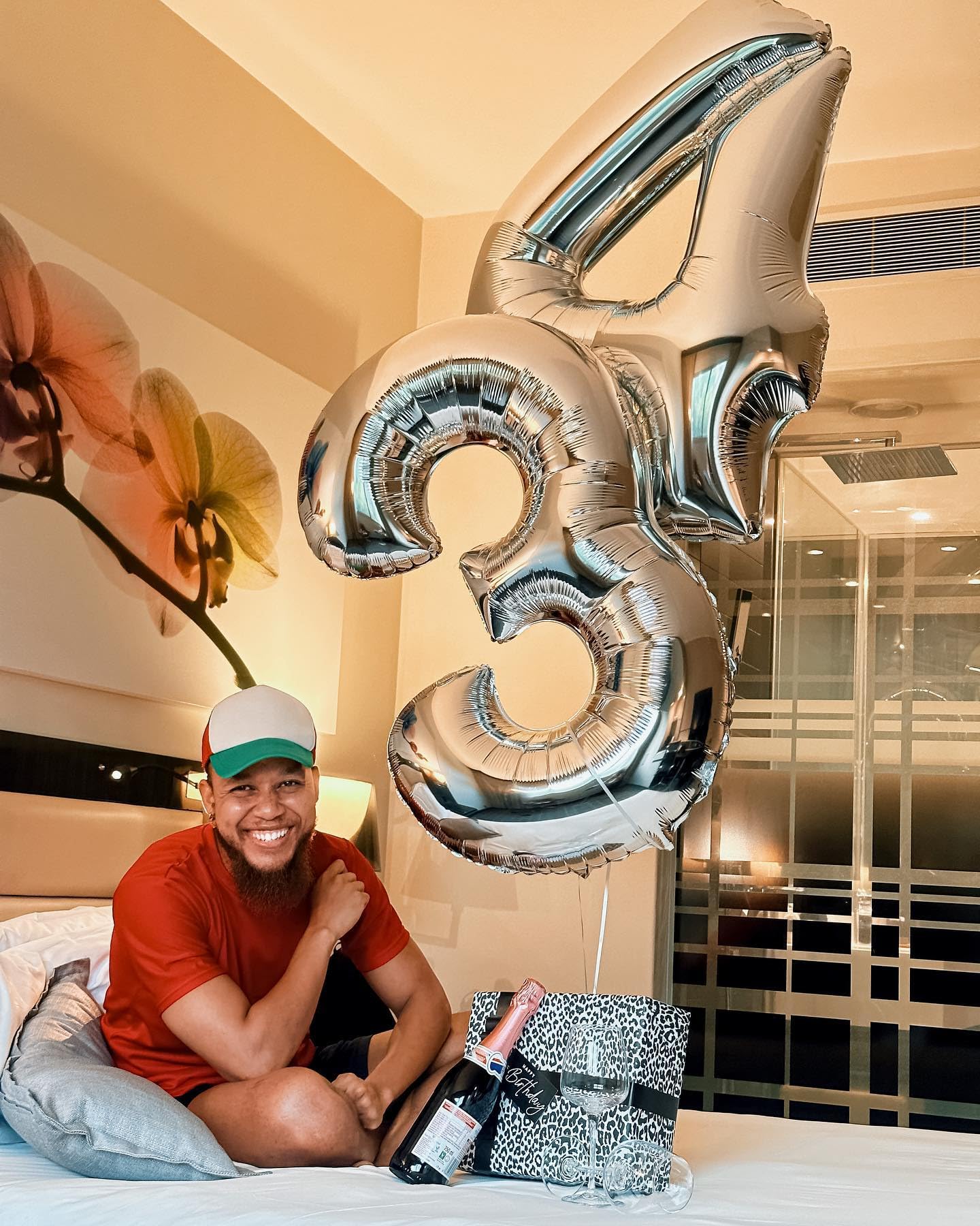 Silver 3 Balloon, Number Balloons 40 Inch, 3rd Birthday Decorations for Kids Girls Boys, Men Women Silver Party Supplies for Party Decorations, Number 3 Balloon