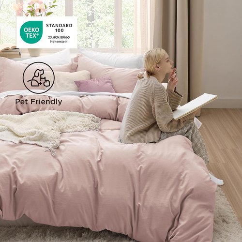 Bedsure Rose Pink Duvet Cover Set - Extra Soft Queen Size 3-Piece Bedding with Zipper Closure | 90x90 Inches