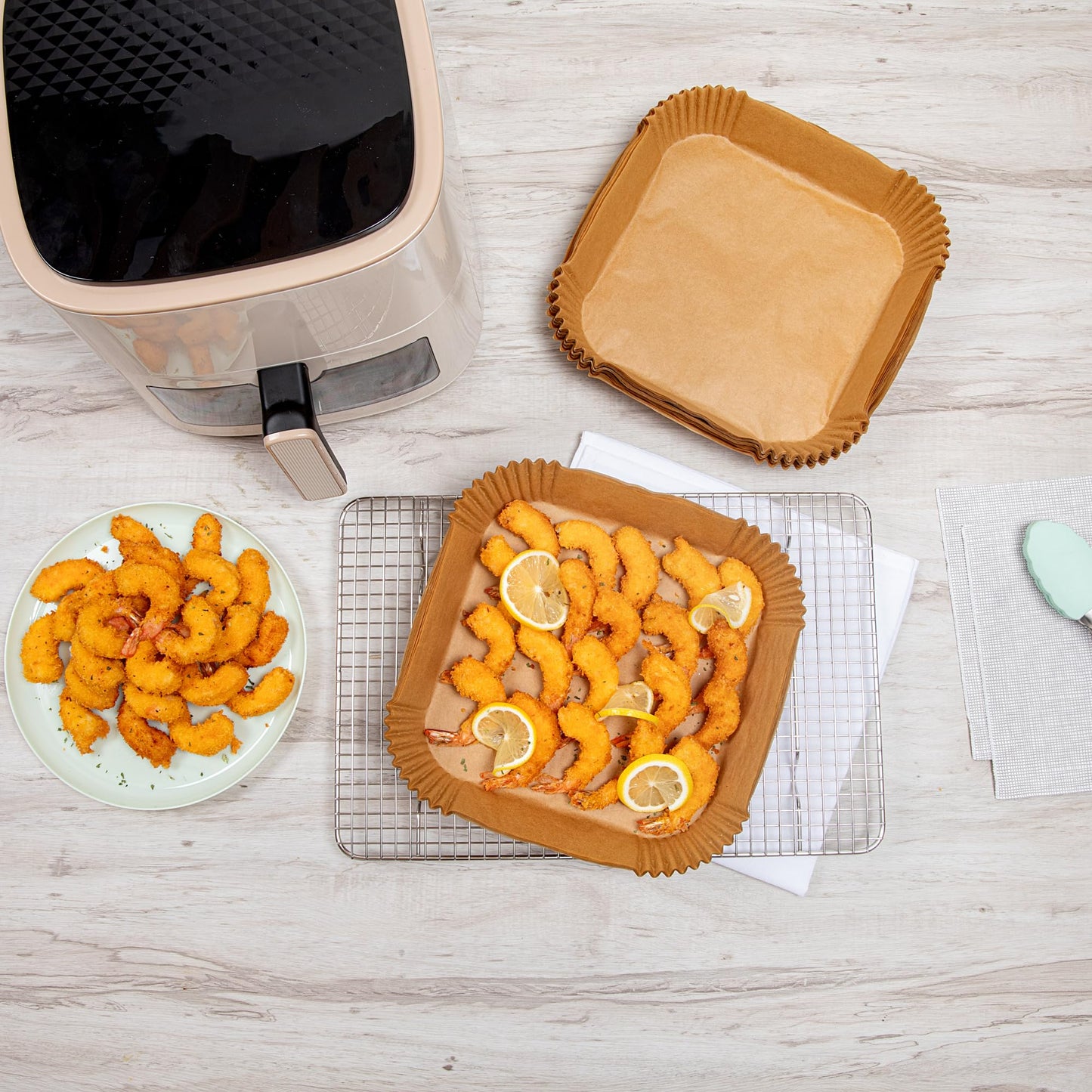 Restaurantware-Pastry Tek 8.1 x 8.1 x 1.8 Inch Air Fryer Liners, 100 Square Air Fryer Baskets - No-Stick Silicone Coating, Unbleached, Food-Grade Paper Liners, For Steamer, Microwave, Oven, Fry Pan