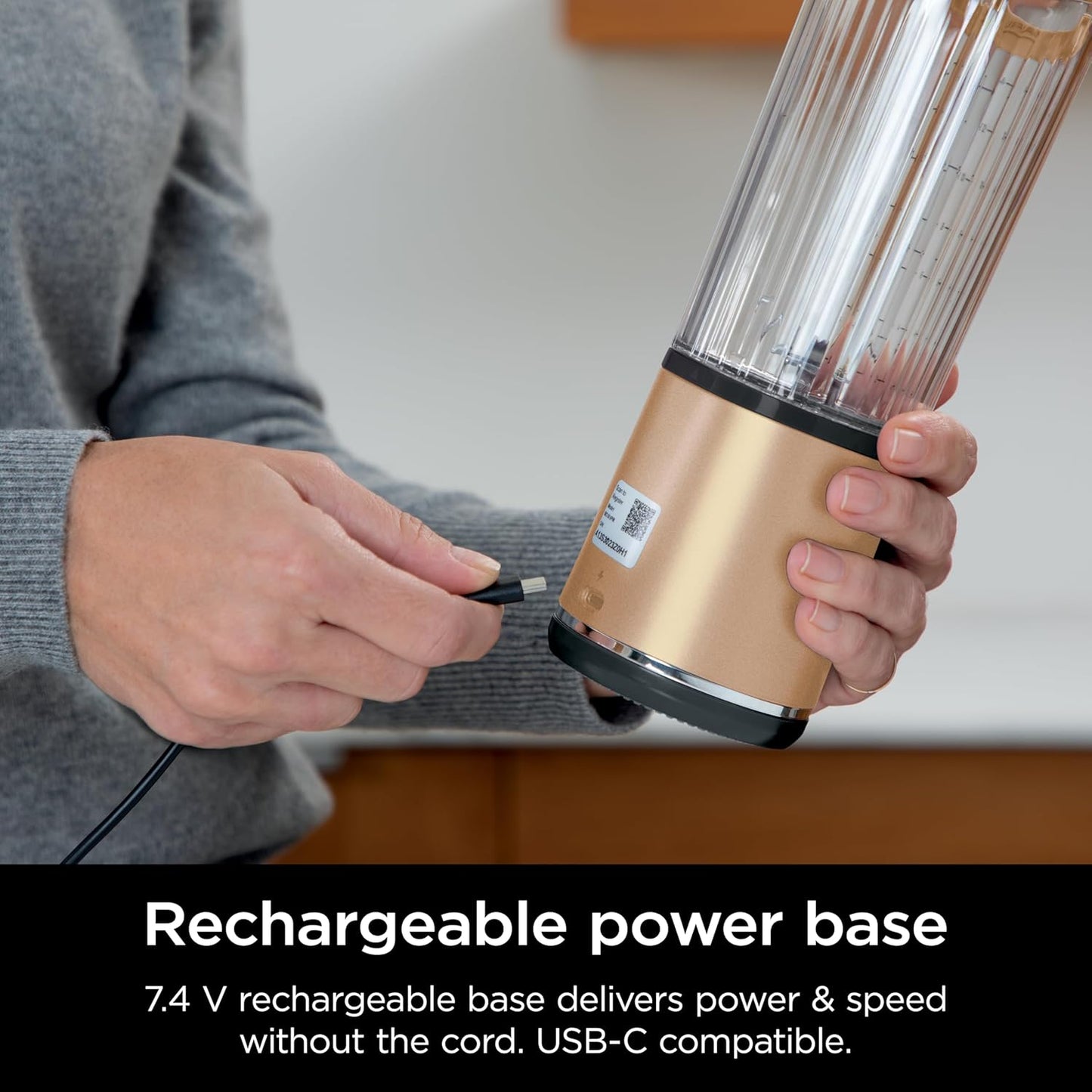 Ninja Blast Portable Blender - Cordless 18oz Personal Blender for Smoothies & Shakes | BPA-Free, USB-C Rechargeable, Metallic Copper