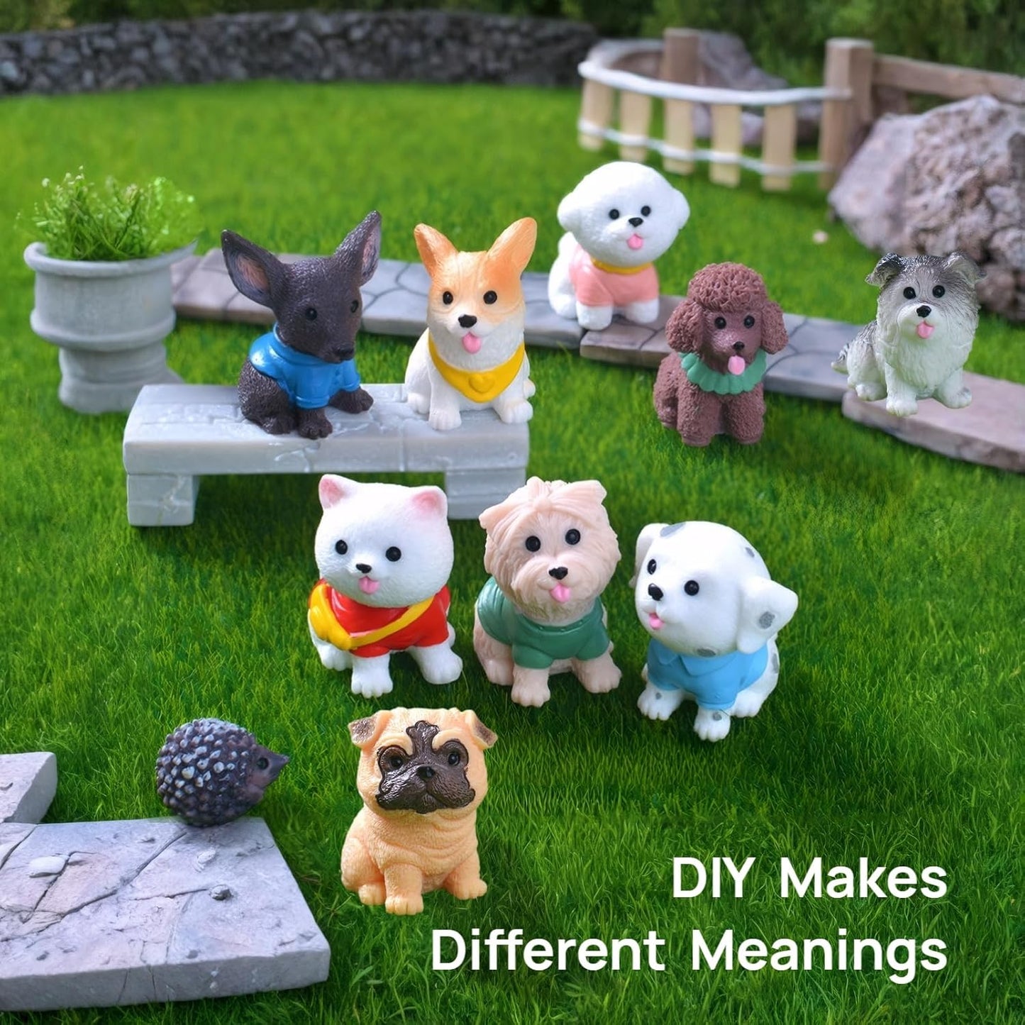 Skiennix Mini Cat & Dog Figurines Set - 24 Cute Realistic Resin Animal Models for Home Decor & Parties