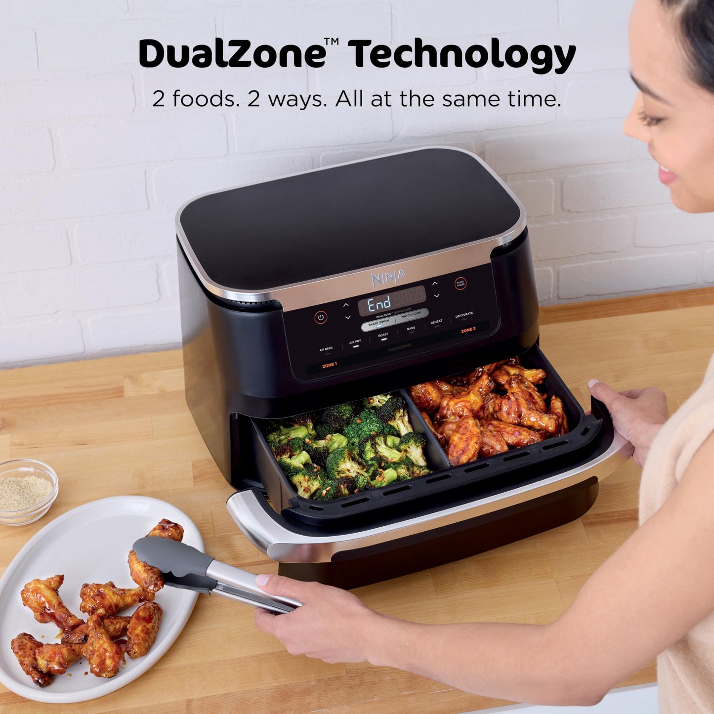 Ninja Foodi Air Fryer | 6-in-1 with 7-QT MegaZone & Basket Divider for Large Proteins & Full Meals | Cook 2 Foods at Once | 450° F | Air Fry, Roast, Broil, Dehydrate, Keep Warm & Bake | Black | DZ071