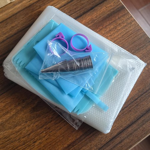 ALLTOP Piping Bags and Tips Set -Ultimate Cake Decorating Supplies Kit - Included 100 Disposable Pastry Bags, 1 Reusable Silicone Bag, 2 Couplers, 12 Frosting Tips, 2 Ties, 3 Icing Scrapers for Baking