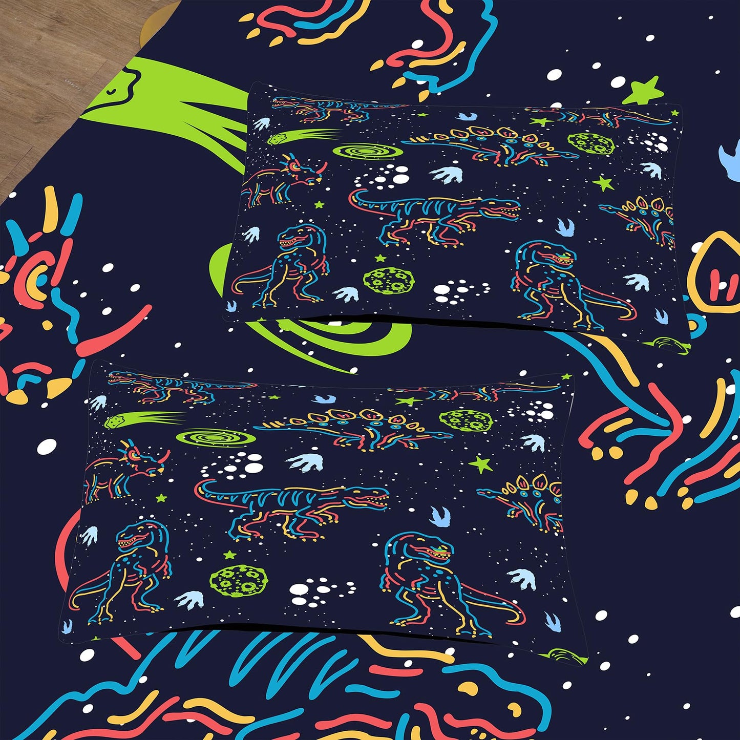 NINENINE Dinosaur Bedding Sets for Boys Kids,Dark Blue Retro Dinosaur Comforter Set,Queen Size Comforter Sets for Kids,with 1 Comforter 2 Pillowcases