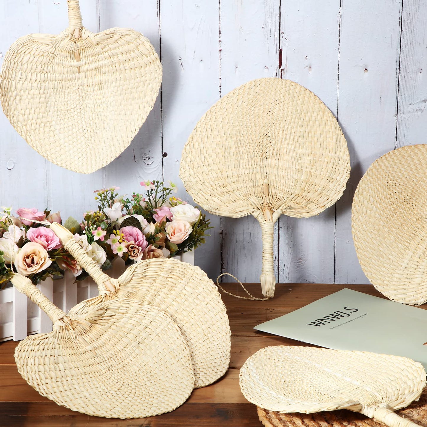 Marsui 30 Pieces Wedding Raffia Fans Natural Handmade Palm Leaf Hand Weaving Boho Fans for Guest Couple Summer Cooling Supplies Farmhouse Wall Decor Wedding Favors