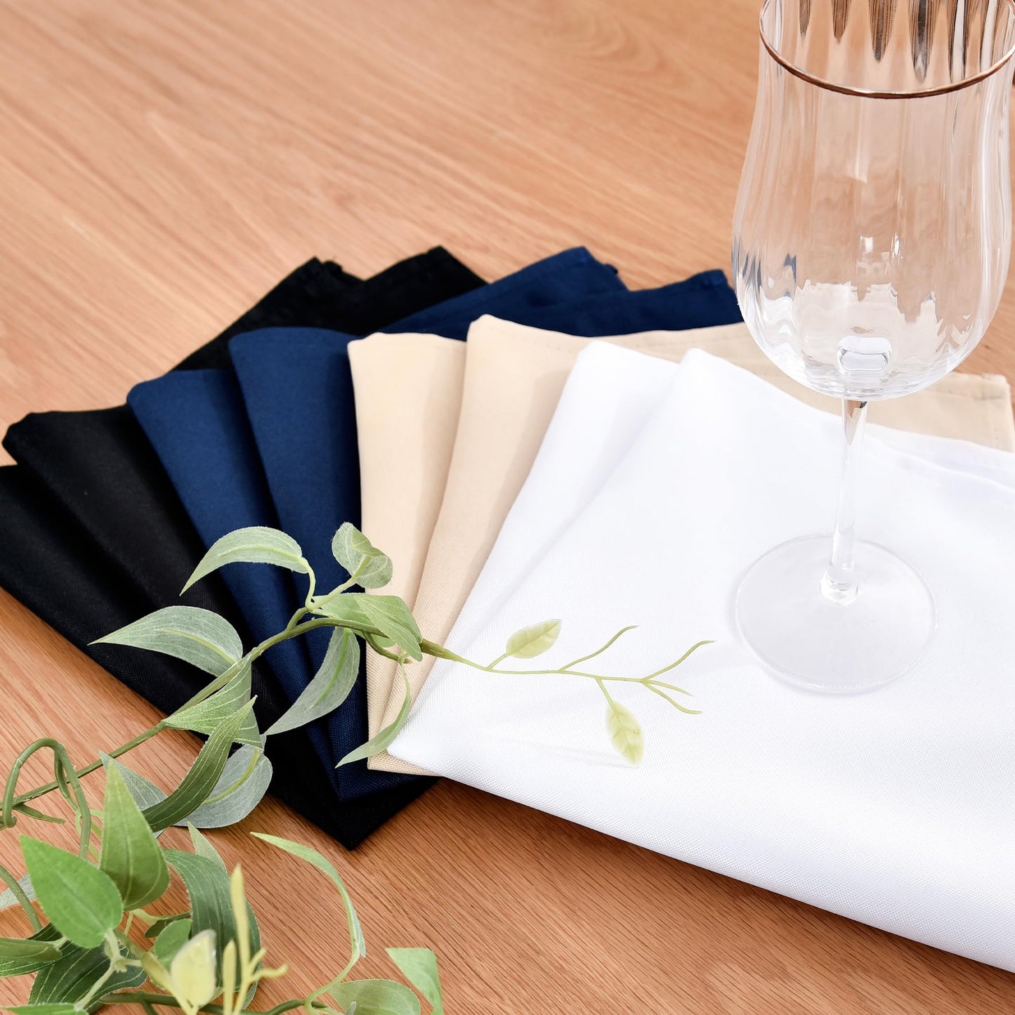 Wolkemer Set of 4 Beige Cloth Napkins 17 x 17 Inches Solid Washable Polyester Dinner Napkins with Hemmed Edges for Dinners Parties Weddings Banquets Events Table Decoration