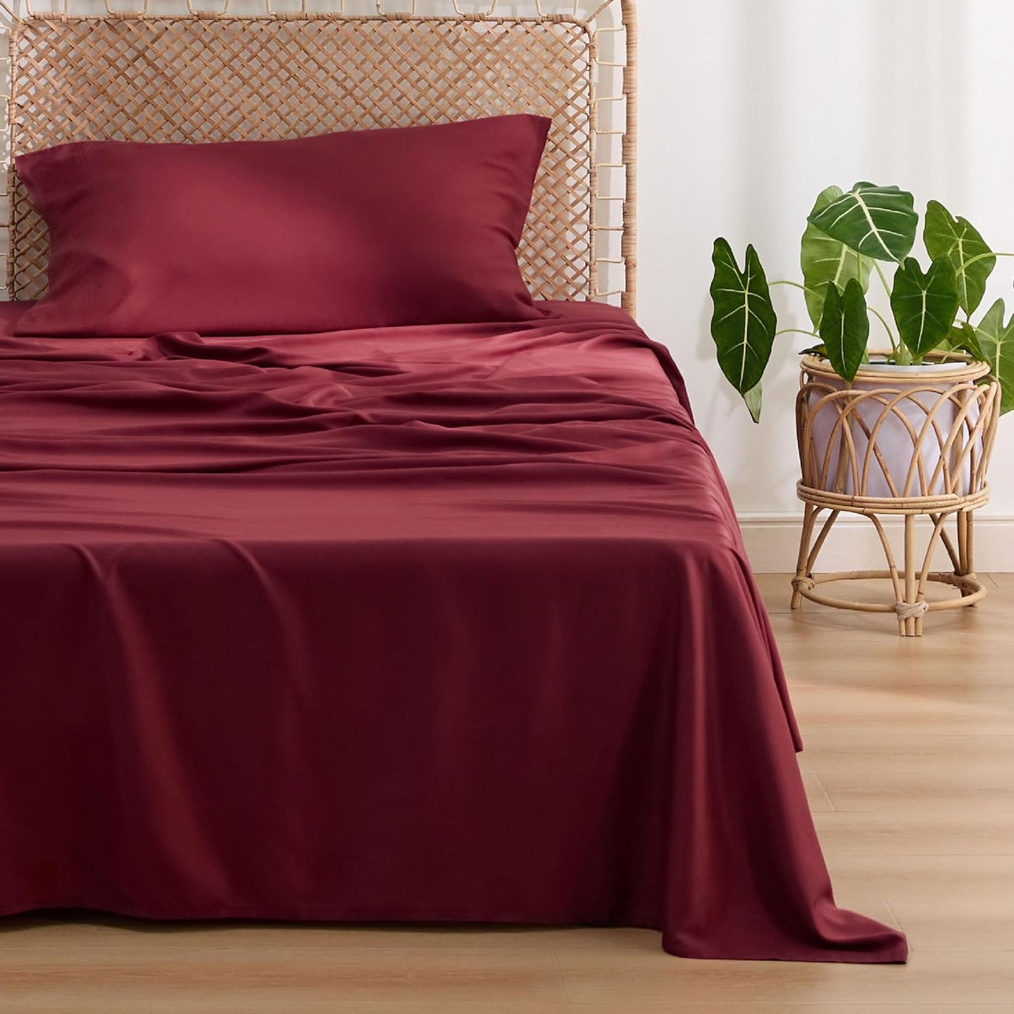 Bedsure Cooling Twin Sheets - Breathable Rayon from Bamboo | Soft & Silky Hotel Luxury Bedding in Burgundy