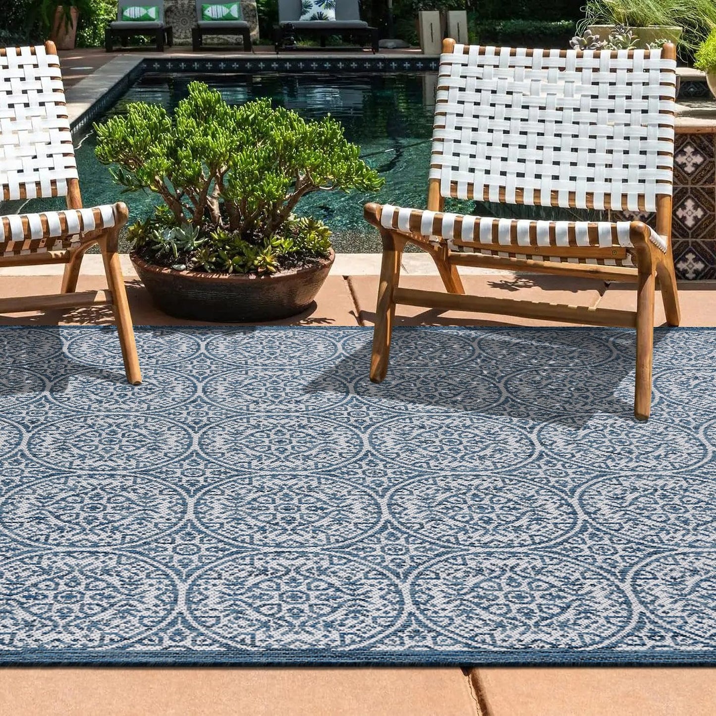 Rugshop Capri Transitional Floral Circles Textured Flat Weave Easy Cleaning Outdoor Rugs for Deck,Patio,Backyard Indoor/Outdoor Area Rug 5' x 7' Navy