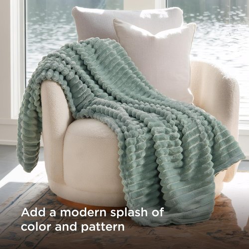 Bedsure GentleSoft Twin XL Blanket - Cozy Sage Green Fleece Throw for Couch, 66x90 Inches