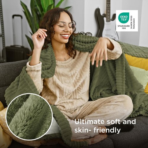 Bedsure GentleSoft Fleece Twin Blanket - Cozy Soft Throw for Couch, Moss Color, 60x80 Inches
