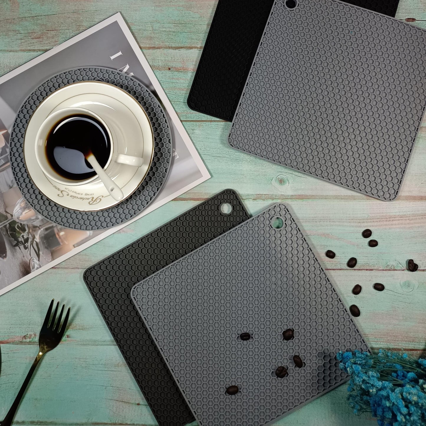 Hotsyang Silicone Trivets Mats Set, Hot Pads and Trivets for Hot Dishes, Pots and Pans, Black Silicone Hot Pads for Kitchen Table, Square Trivet Mat Set of 4