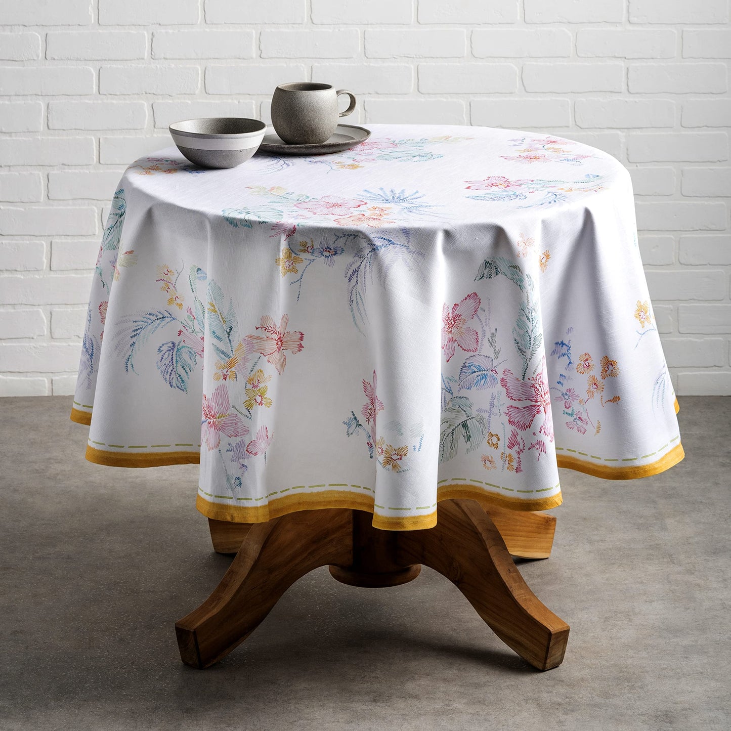 Maison d' Hermine Table Cloth Round Table 100% Cotton 69 Round Inches Tablecloth Reusable Decorative for Dining Kitchen Room Farmhouse Home Gifts for Mothers Day Spring Summer - Paradise Island