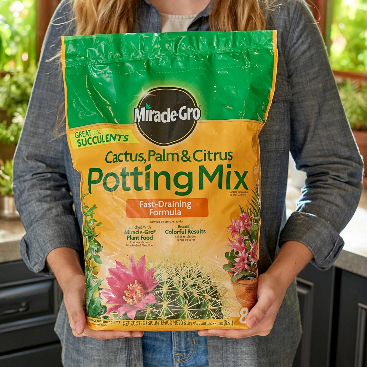 Miracle-Gro Cactus, Palm & Citrus Potting Mix - Ideal for Indoor/Outdoor Plants, 8 Qt, 2-Pack