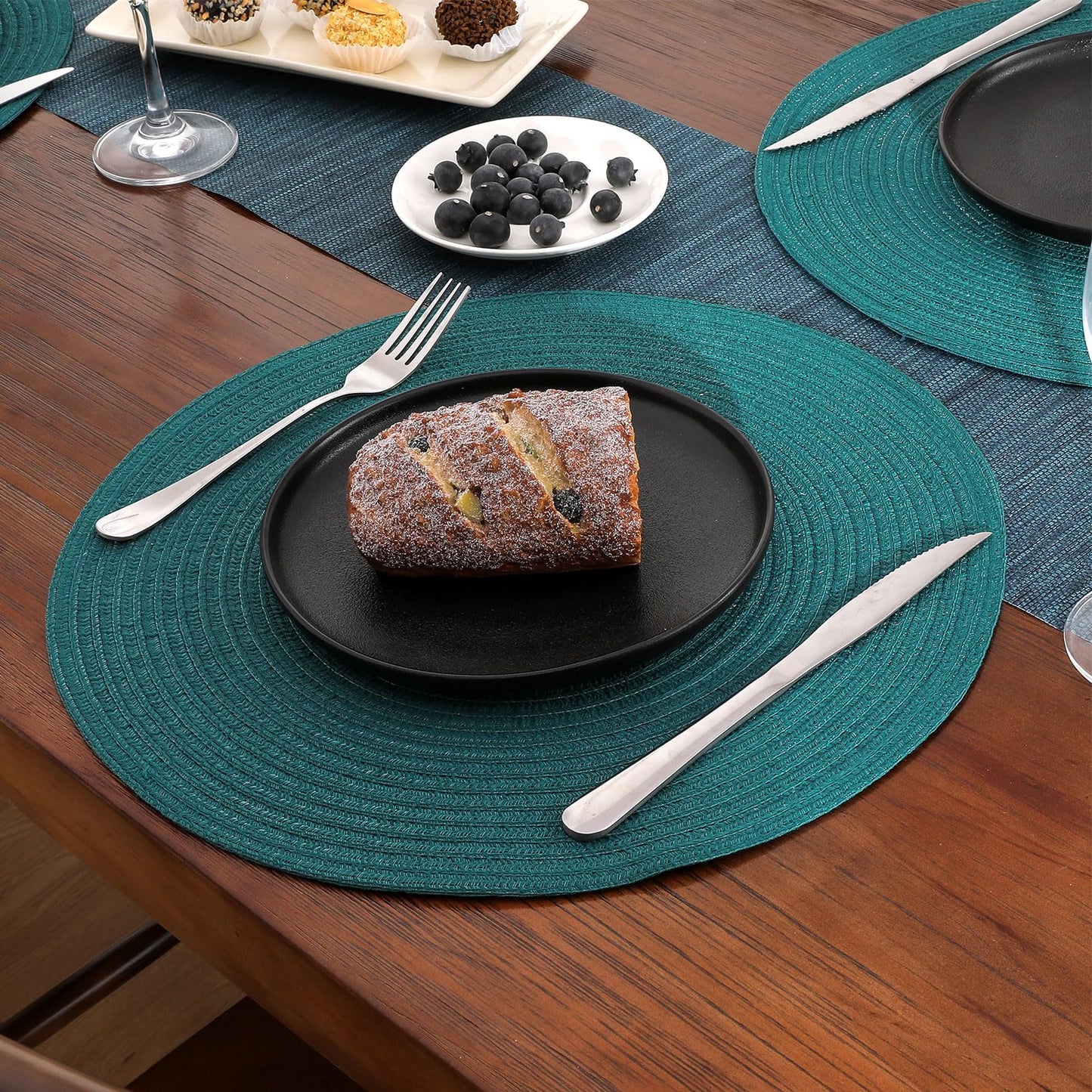 SHACOS Round Placemats Set of 8 Woven Braided Table Placemats 15 inch Circle Place Mats Washable Non Slip Table Mats for Home Wedding Party, Teal Green
