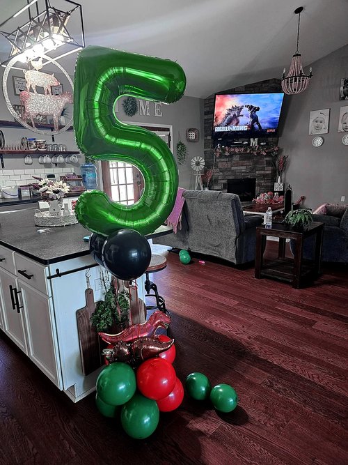 Dark Green Number 5 Balloon 40 Inch, 5th Birthday Party Decorations for Children, Giant 5 Foil Balloon for Party Supplies