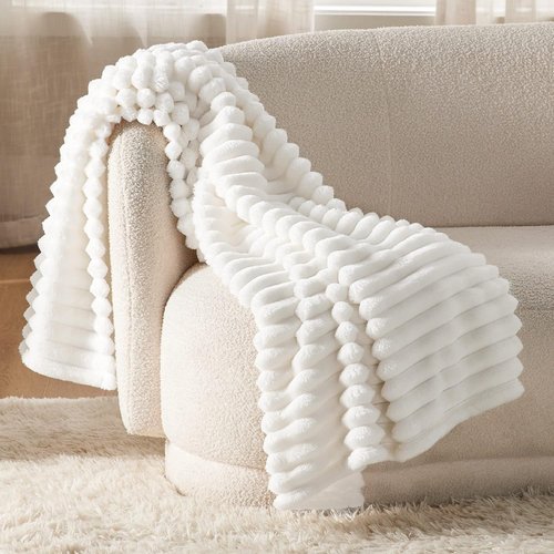 Bedsure Fleece Throw Blanket - Cozy White & Beige Design for Ultimate Comfort