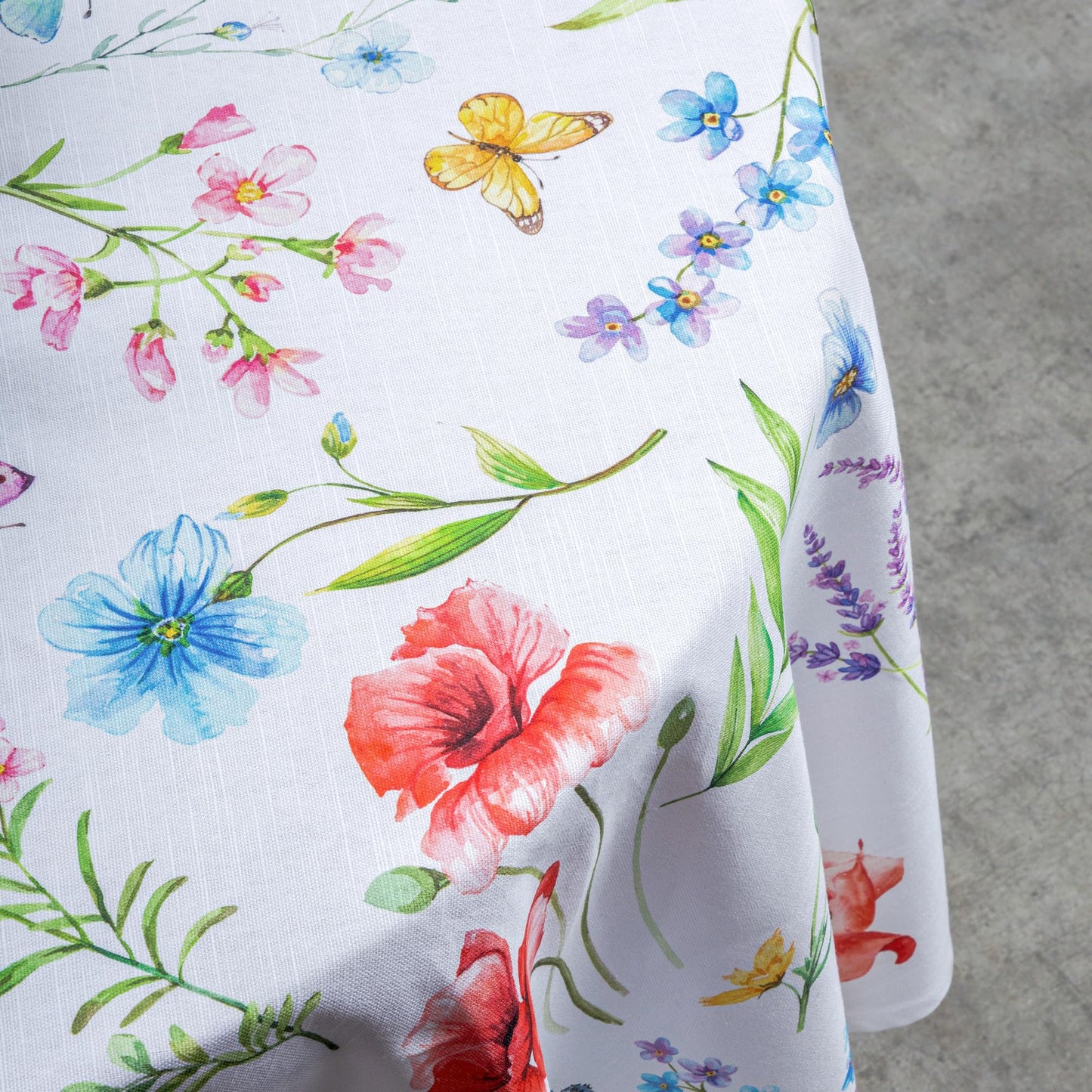 Maison d' Hermine Table Cloth Round Table 100% Cotton 63 Round Inches Tablecloth Reusable Decorative for Dining Kitchen Room Farmhouse Home Gifts for Mothers Day Spring Summer - Just Floral