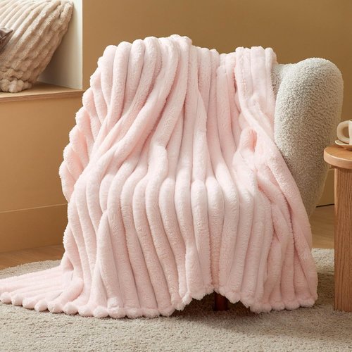 Bedsure Pink Throw Blanket - Fluffy 350GSM Cozy Plush Fleece for Women | 50x60 Inches, Striped Design
