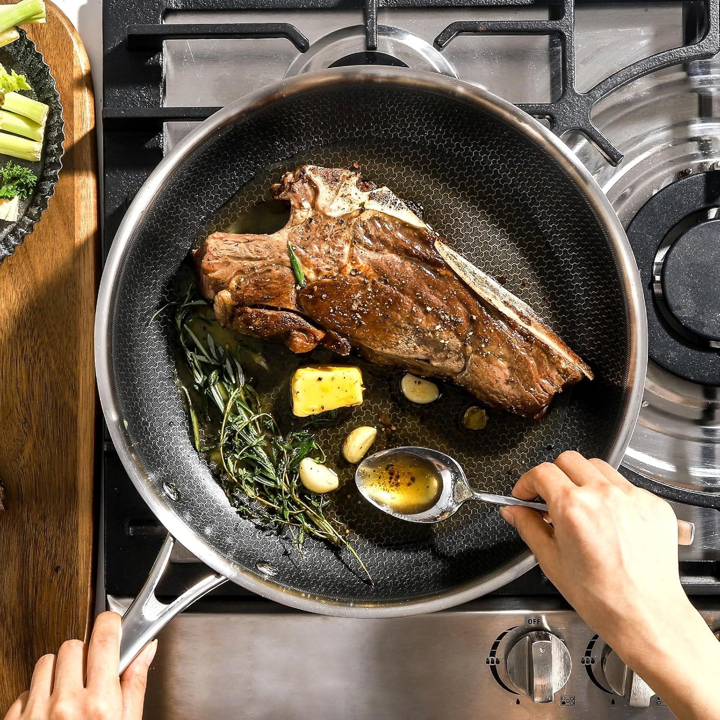 Skiennix Deluxe Hybrid Ceramic Nonstick 10-Inch Fry Pan - Tempered Glass Lid, Stay-Cool Handles, PFOA Free