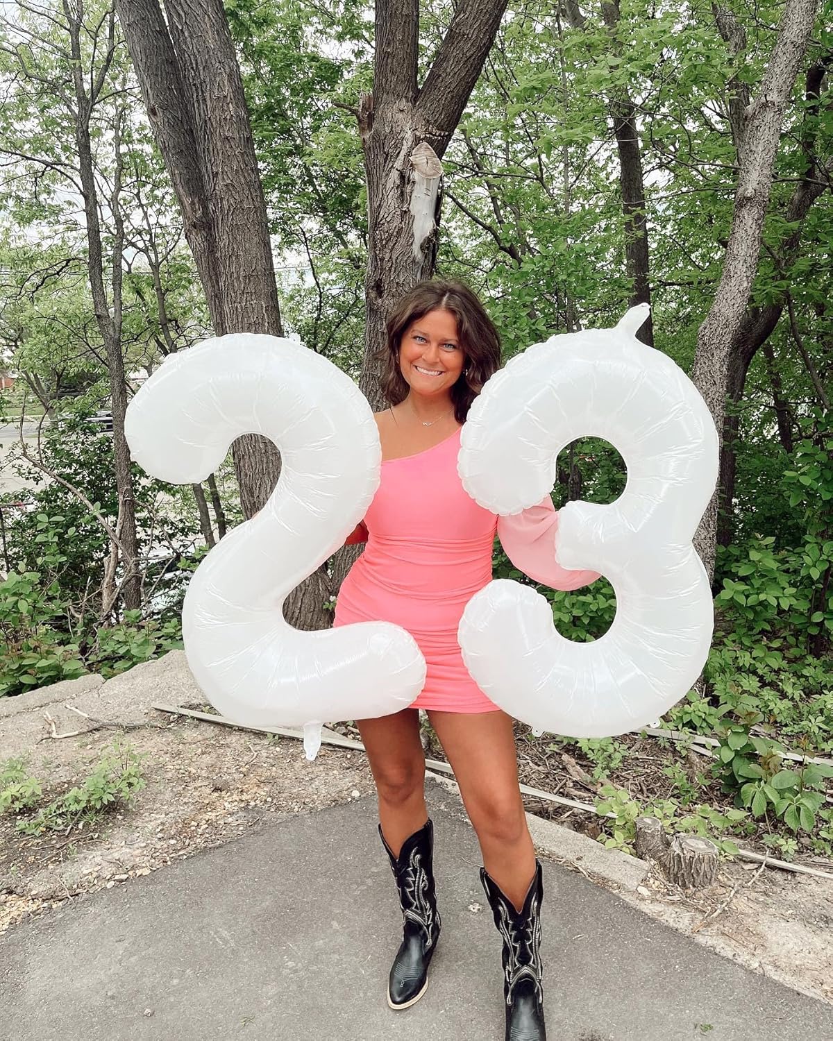 Translucent Number 60 Balloon by [Brand Name] - 40-Inch White Birthday Decoration for 60th Celebration